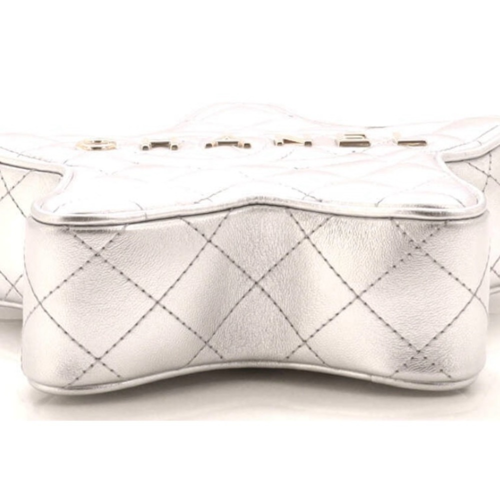 Chanel Silver Walk of Fame Silver and Gold Star bag! Stunning collectors piece! - Picture 4 of 11
